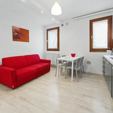Ca' D'Oro Canal View Apartment - 2 Bedrooms-3